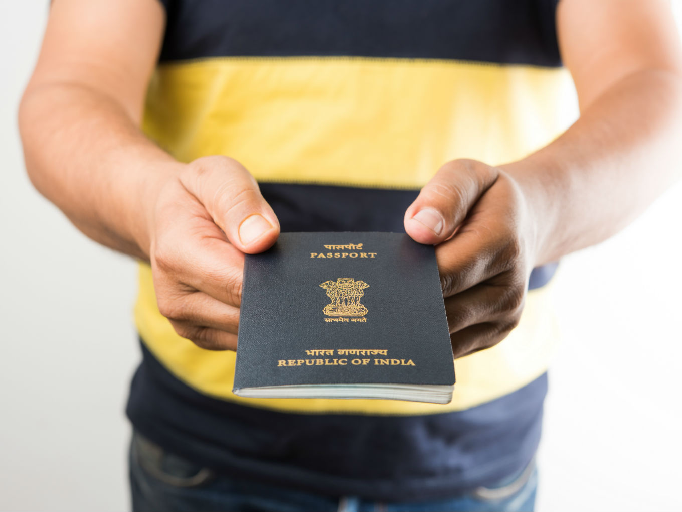 Here’s How The Government Will Issue E-Passports In Near Future