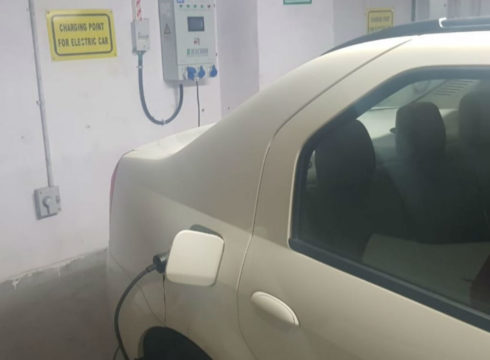 Ministry Of Environment Deploys Electric Cars For Official Use