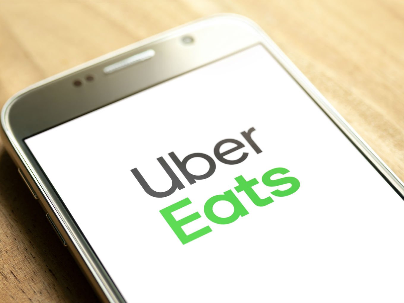 Why UberEats Is Lagging Behind Zomato?