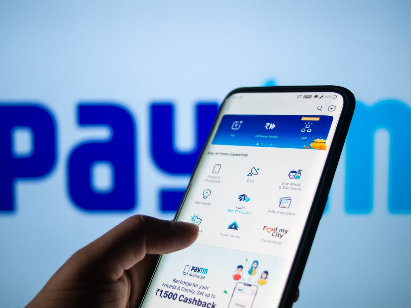 Flipkart On-Boards PhonePe Rival Paytm As Digital Payment Option