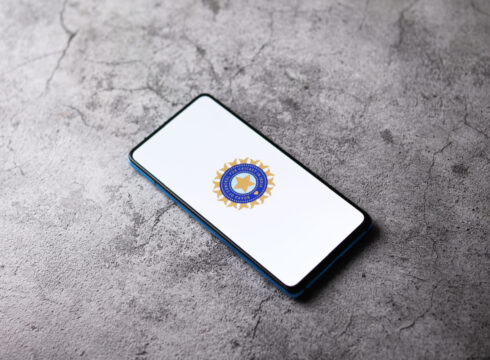 BCCI alleges BYJU's owes it INR 86.21 Cr and Paytm has asked the board to transfer its sponsorship deal to Mastercard