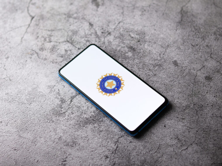 BCCI alleges BYJU's owes it INR 86.21 Cr and Paytm has asked the board to transfer its sponsorship deal to Mastercard