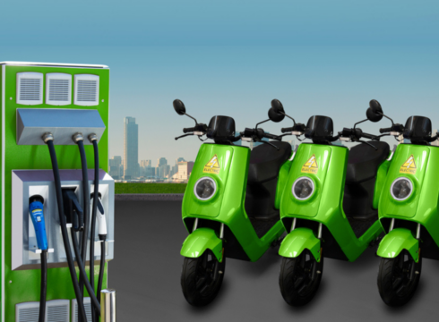 FAME-II Subsidy Issues Hit Two-Wheeler EV Demand, Registrations Drop 23% MoM In April