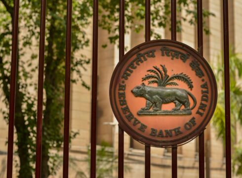RBI Seeks To Protect Borrowers From Recovery Troubles With New Digital Lending Guidelines