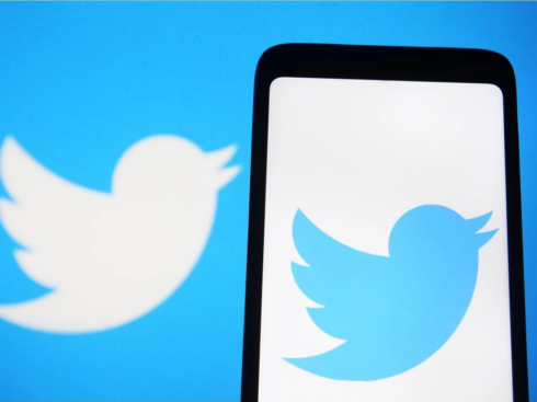 Twitter Rolls Out Twitter Blue Service In India, Priced At INR 900 For iOS, Android
