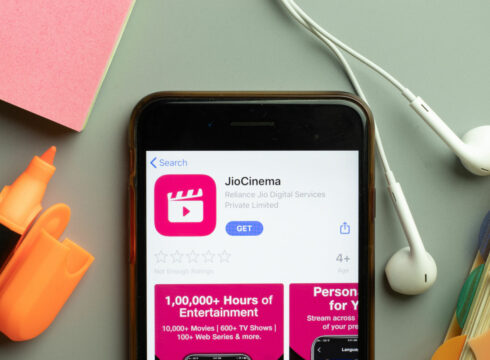 Netizens Complain Of Glitches As JioCinema Faces Outage During India-Aus Match