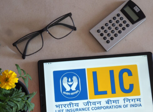 LIC Mulls Rolling Out Fintech Arm To Bolster Growth