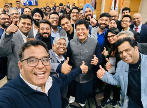 Founders Of Zomato, Paytm, 52 Other Unicorns Meet Piyush Goyal; Discuss Forming Startup Association