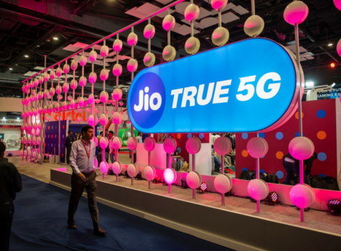 Reliance Jio Partners OnePlus To Set Up 5G Innovation Lab