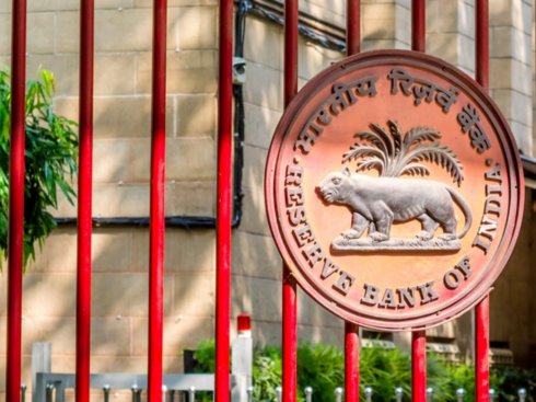 RBI Directs Payment Firms To Monitor Suspicious Transactions During Elections